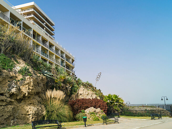 Luxury Apartment for the Perfect Holiday, Torremolinos Apartment 1005