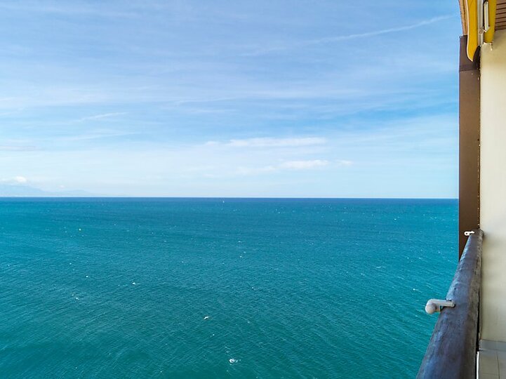 Luxury Apartment for the Perfect Holiday, Torremolinos Apartment 1005