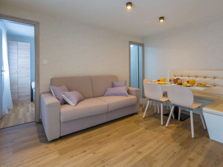 Scenic Getaway: Villa in Kampor, 1123
