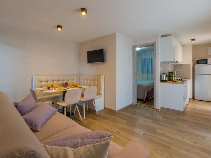 Scenic Getaway: Villa in Kampor, 1123