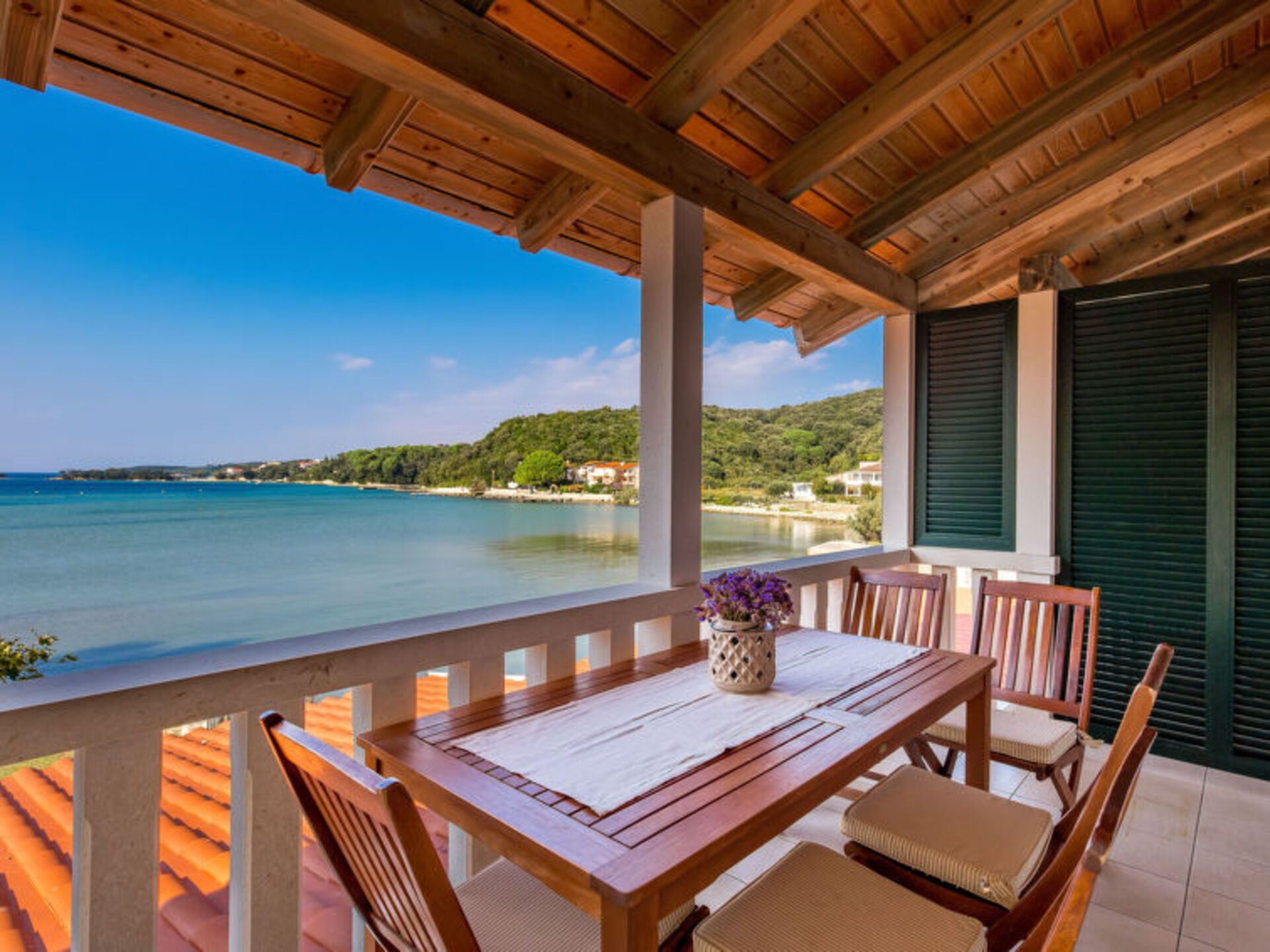 Luxurious Coastal Villa in Kampor, 1124