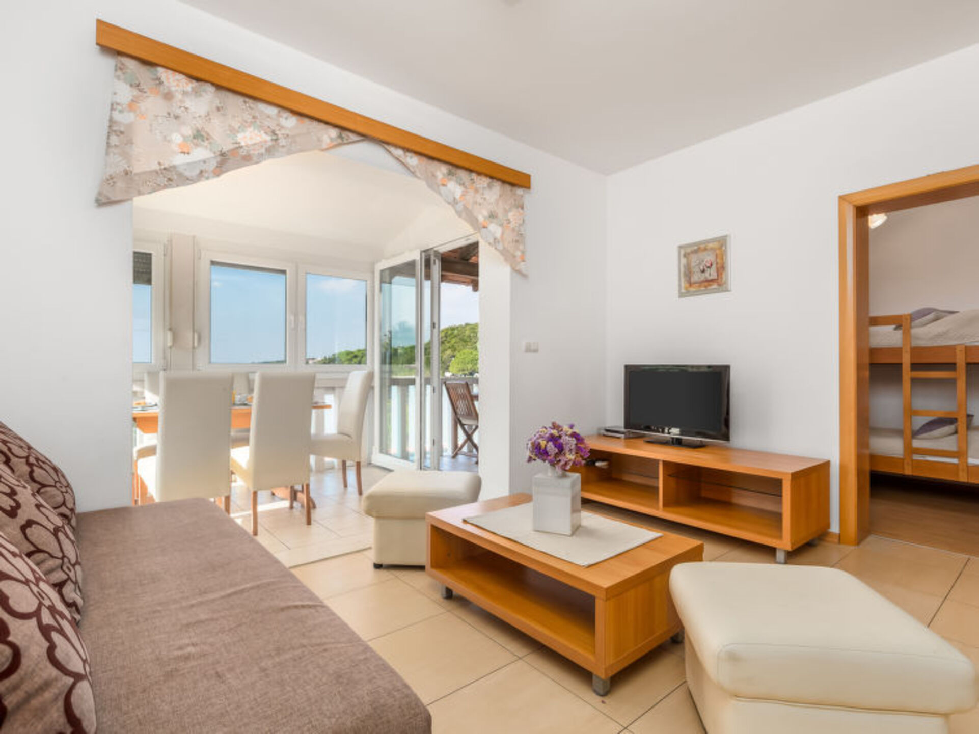 Luxurious Coastal Villa in Kampor, 1124