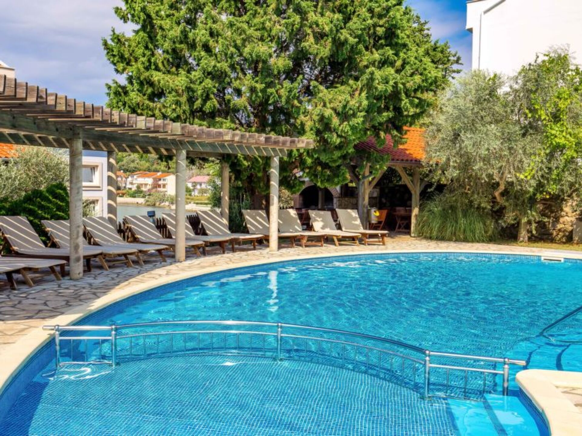 Luxurious Coastal Villa in Kampor, 1124