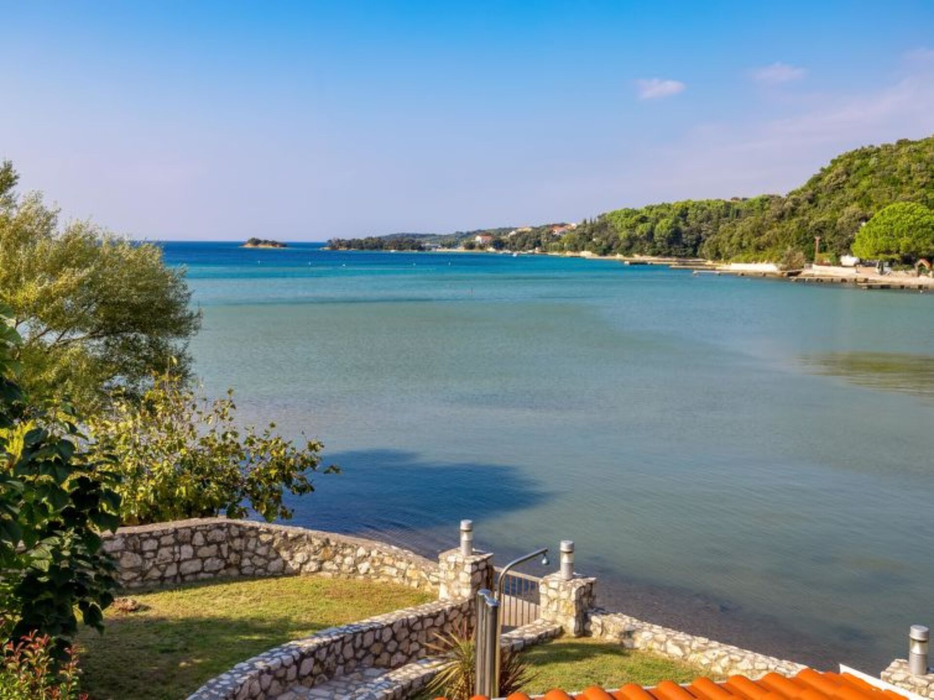Luxurious Coastal Villa in Kampor, 1124