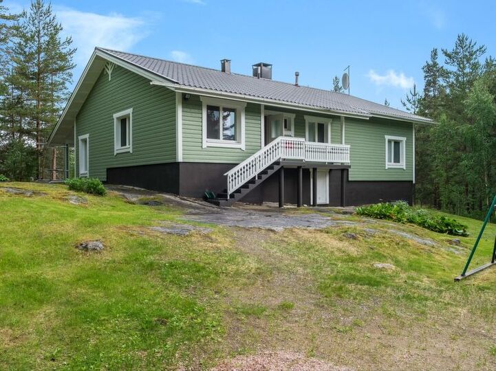 Exclusive Villa with Breathtaking Views, Southern Savonia Villa 1069