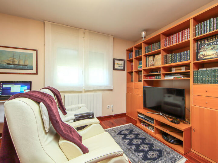 5 Star Villa with First Class Amenities, Costa Daurada Villa 1031
