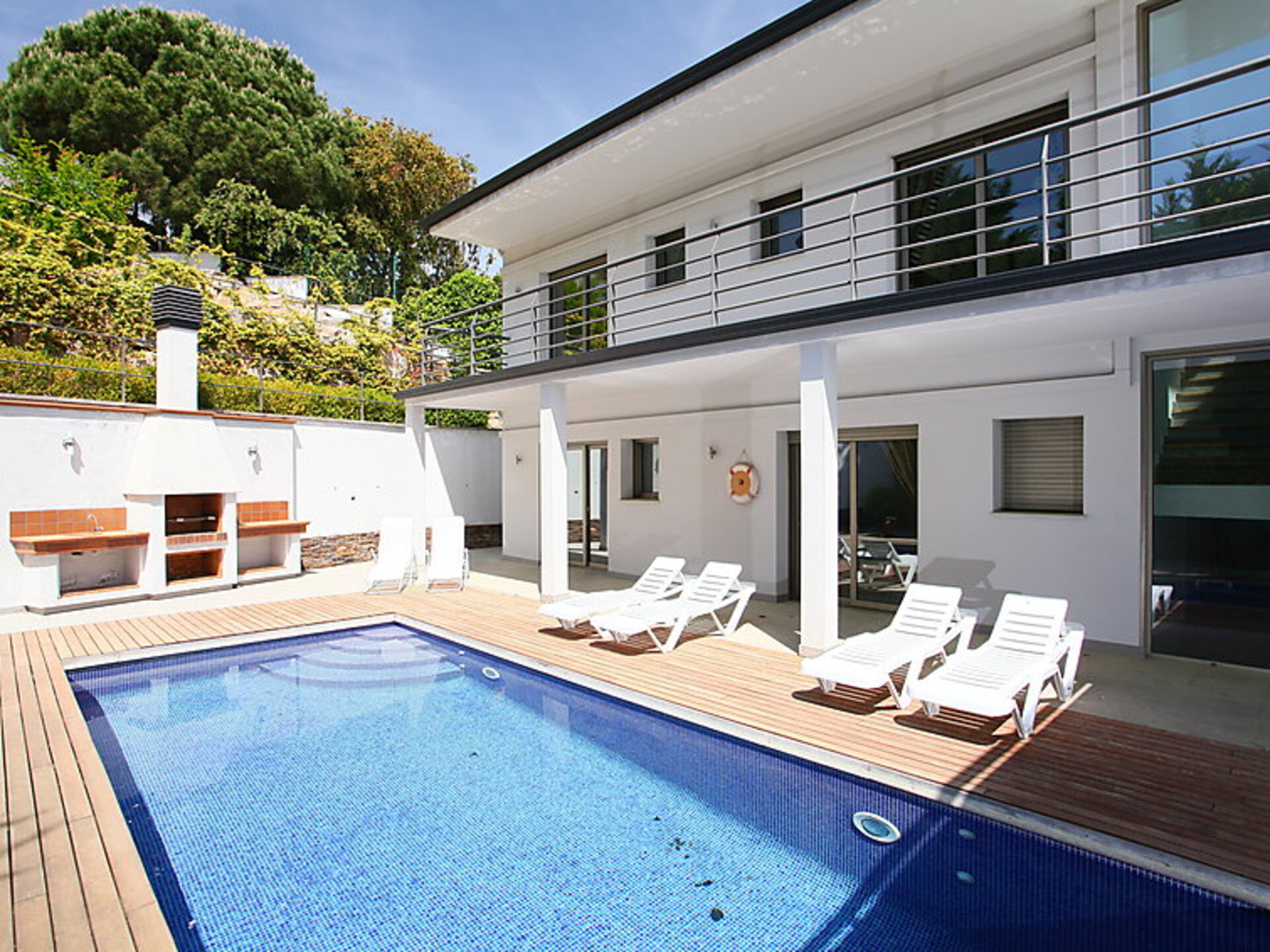 Tranquil Oasis in Costa Brava,1014
