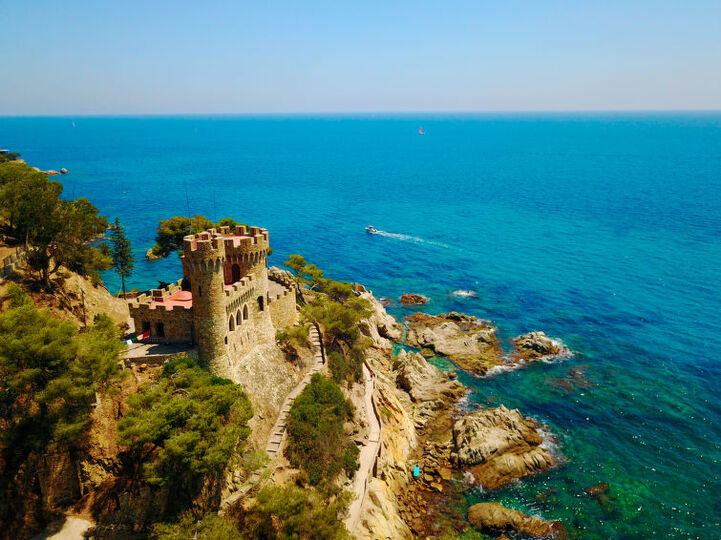 Tranquil Oasis in Costa Brava,1014