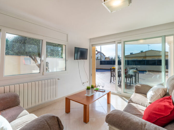 Exquisite 5 BR Villa with Sea View,1108
