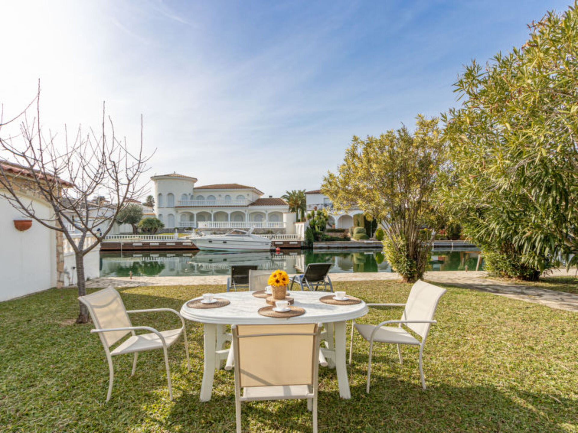 Elegant 6 BR Villa with Private Pool,1018