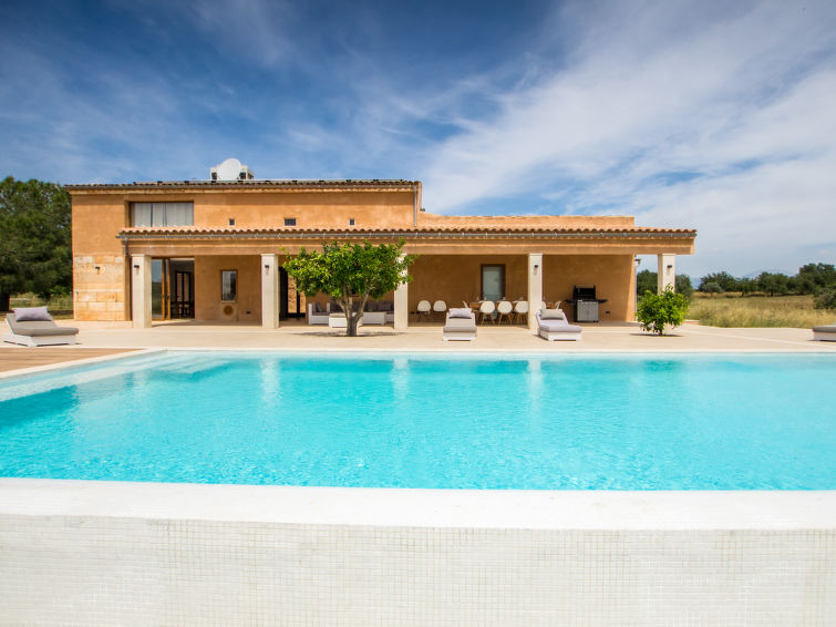 Elegant 6 Bedroom Villa in Mallorca, Mallorca Villa 1591