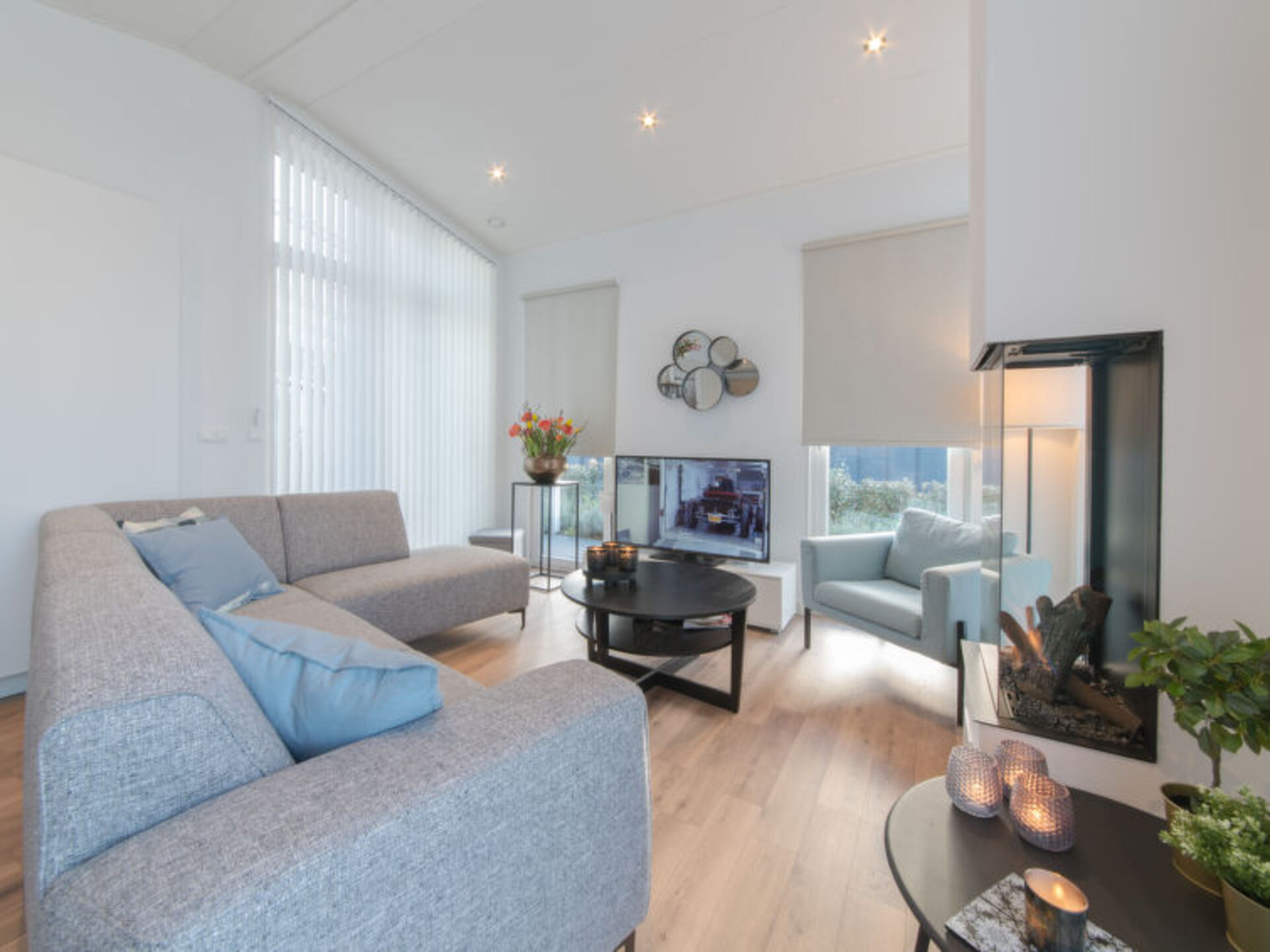 Rent Your Own Luxury Villa with 2 Bedrooms, Zeeland Villa 1105