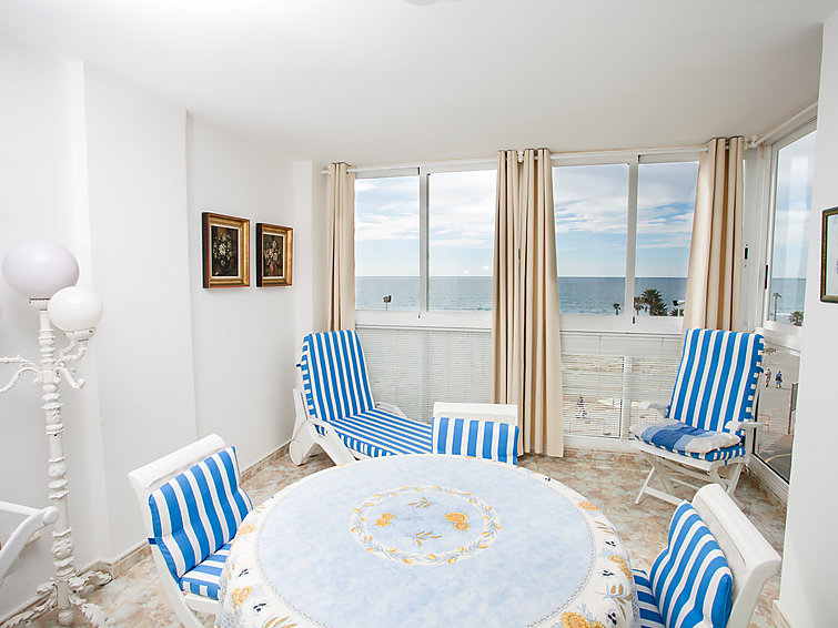 Exclusive 2 Bedroom Apartment, Costa Blanca Apartment 1222