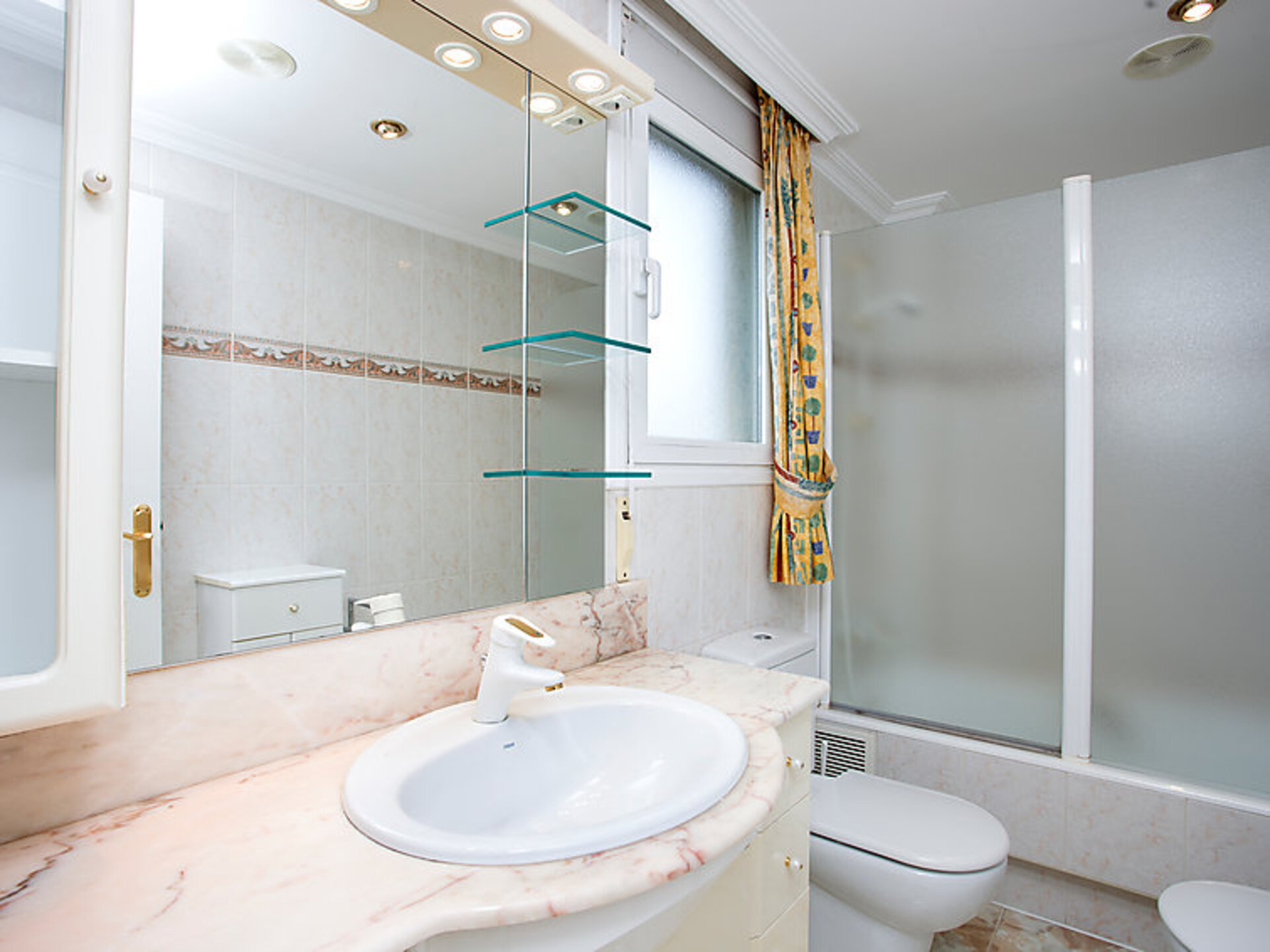 Exclusive 2 Bedroom Apartment, Costa Blanca Apartment 1222
