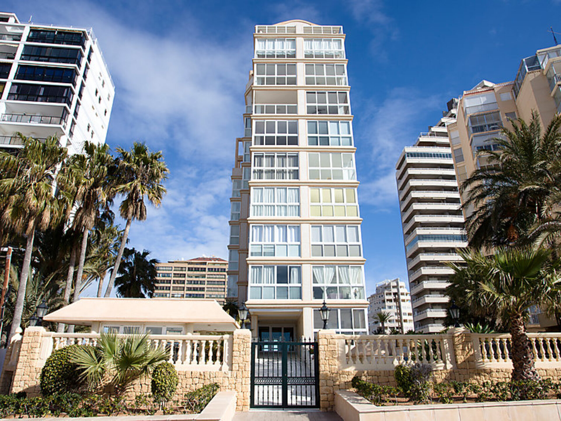 Exclusive 2 Bedroom Apartment, Costa Blanca Apartment 1222