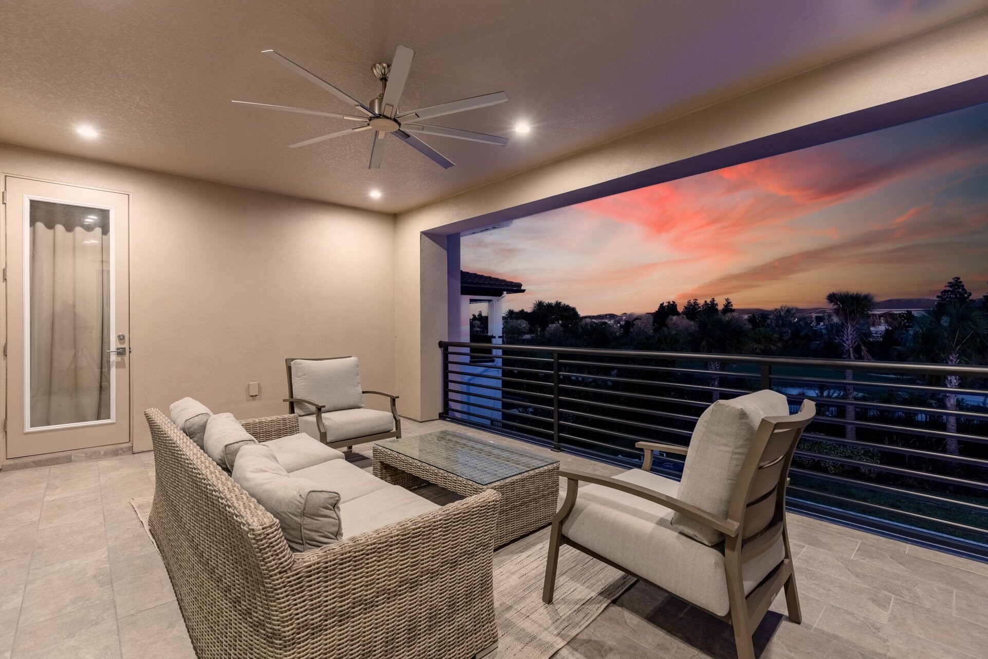 5 Star Villa Aurelius – A Golden Grand Residence