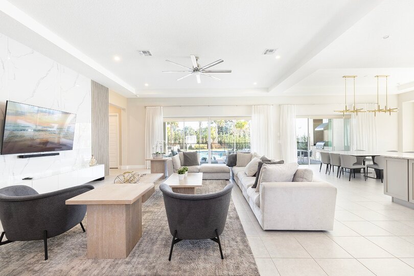 5 Star Villa Aurelius – A Golden Grand Residence