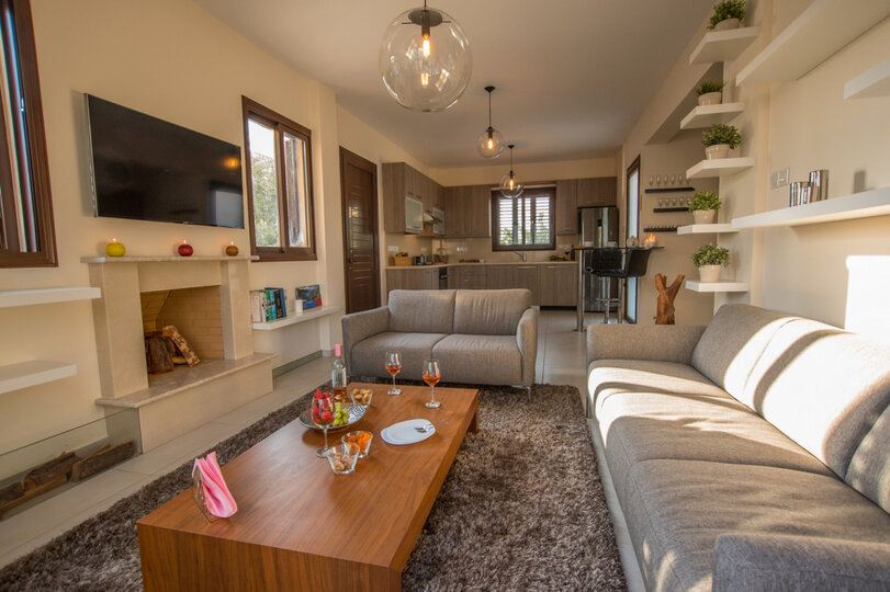 Beautiful Holiday Villa Minutes from Beaches, Famagusta Villa 1021