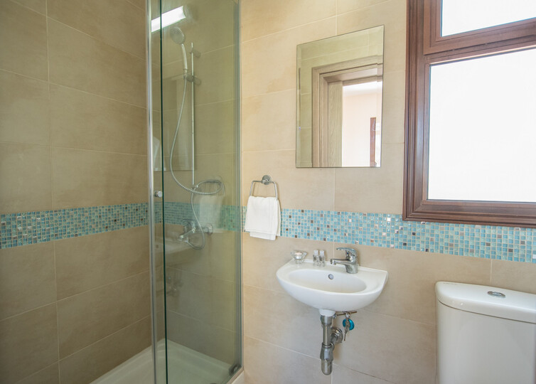 Beautiful Holiday Villa Minutes from Beaches, Famagusta Villa 1021