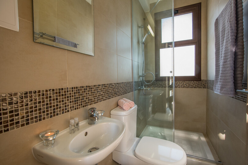 Beautiful Holiday Villa Minutes from Beaches, Famagusta Villa 1021