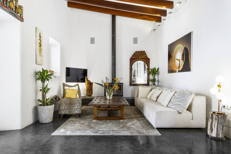 5 Star Villa Cel Blau – Luxurious Rural Hideaway