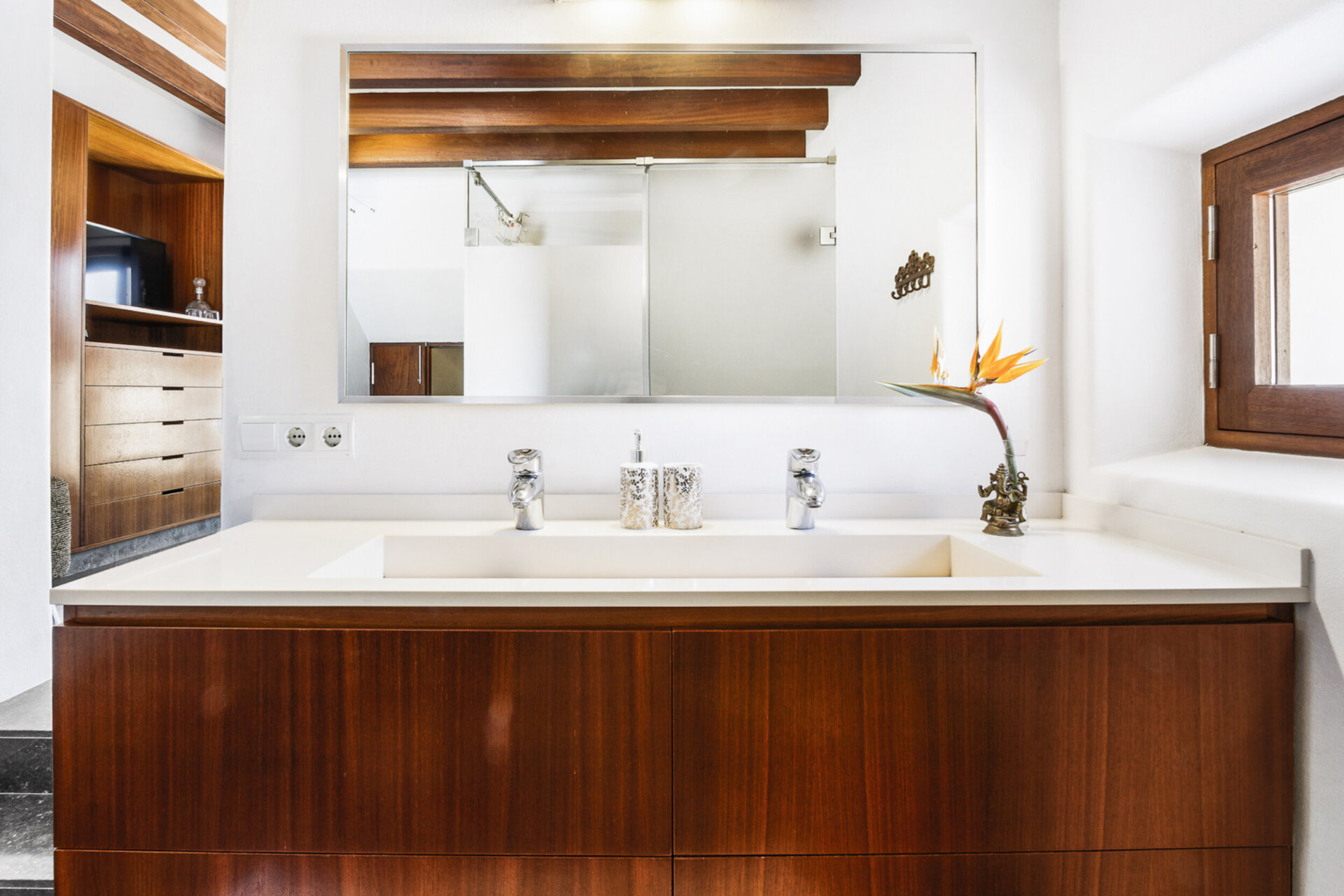 5 Star Villa Cel Blau – Luxurious Rural Hideaway