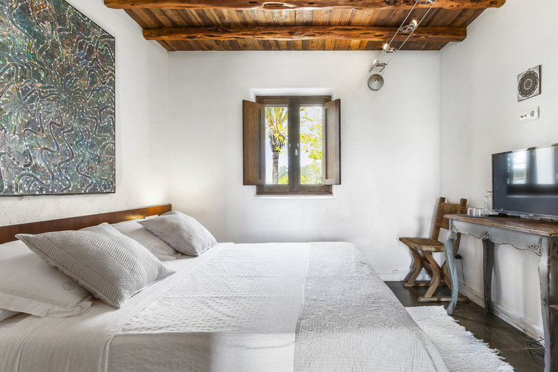 5 Star Villa Cel Blau – Luxurious Rural Hideaway