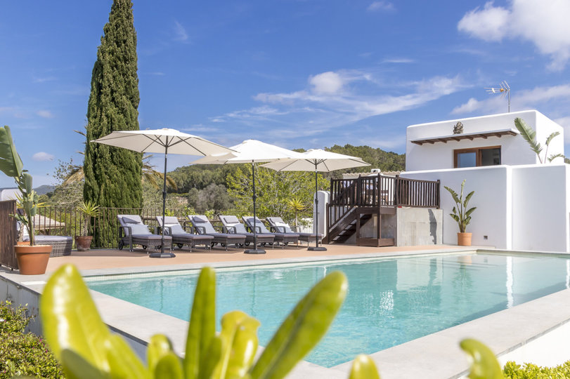 5 Star Villa Cel Blau – Luxurious Rural Hideaway