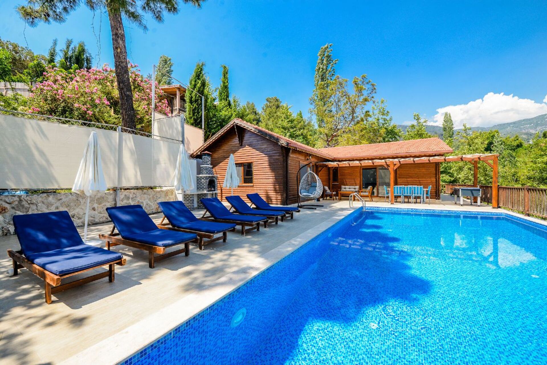 Exclusive Villa with Breathtaking Views, Islamlar Villa 1070