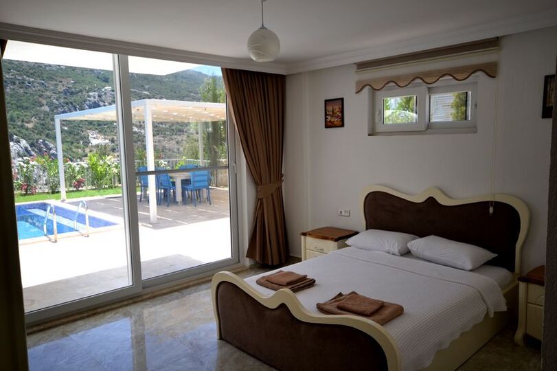 Rent Your Own Luxury Villa  with 4 Bedrooms, Islamlar Villa 1071