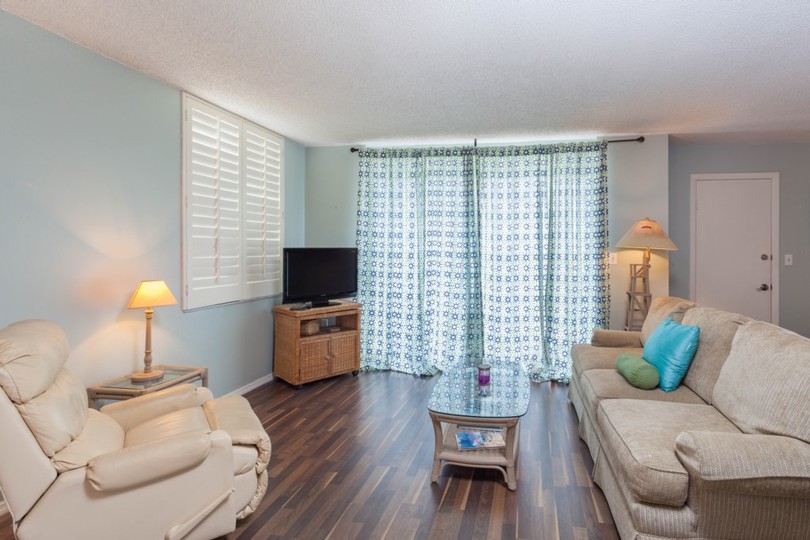 Luxury Contemporary Style Condo on Bonita Beach , Florida Condo 5953