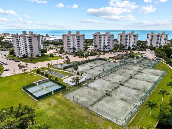 The Ultimate 1 Bedroom Condo on Bonita Beach, Florida Condo 5945