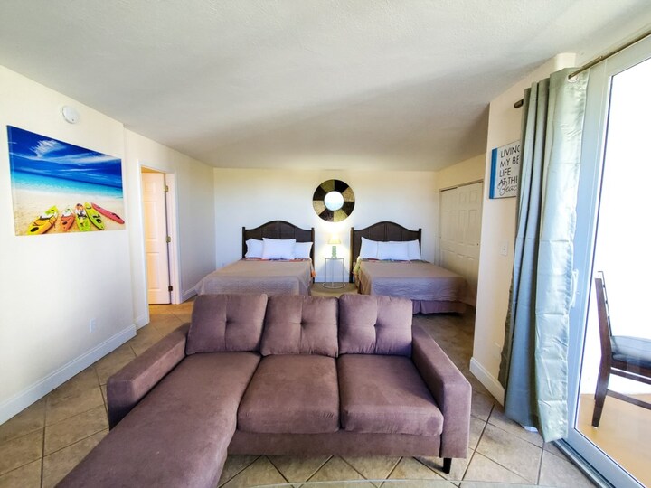 5 Star Condo in one of the most Prestigious Areas in Bonita Beach, Florida Condo 5955