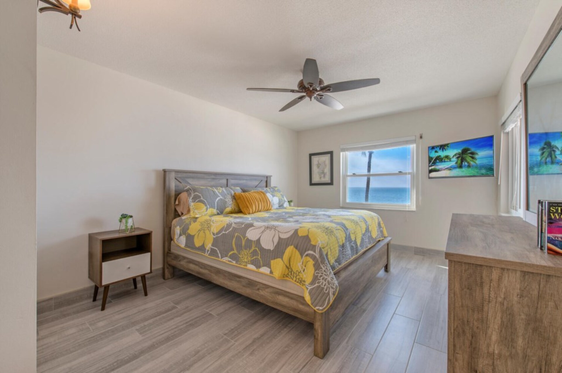 5 Star Condo in one of the most Prestigious Areas in Leonardo Arms, Florida Condo 5950