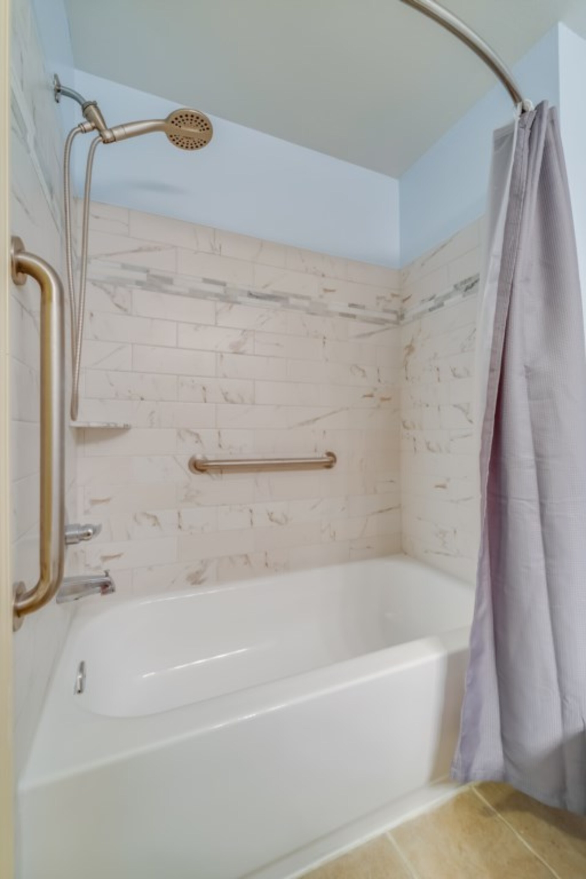 5 Star Condo in one of the most Prestigious Areas in Runaway Beach Club, Florida Condo 5983