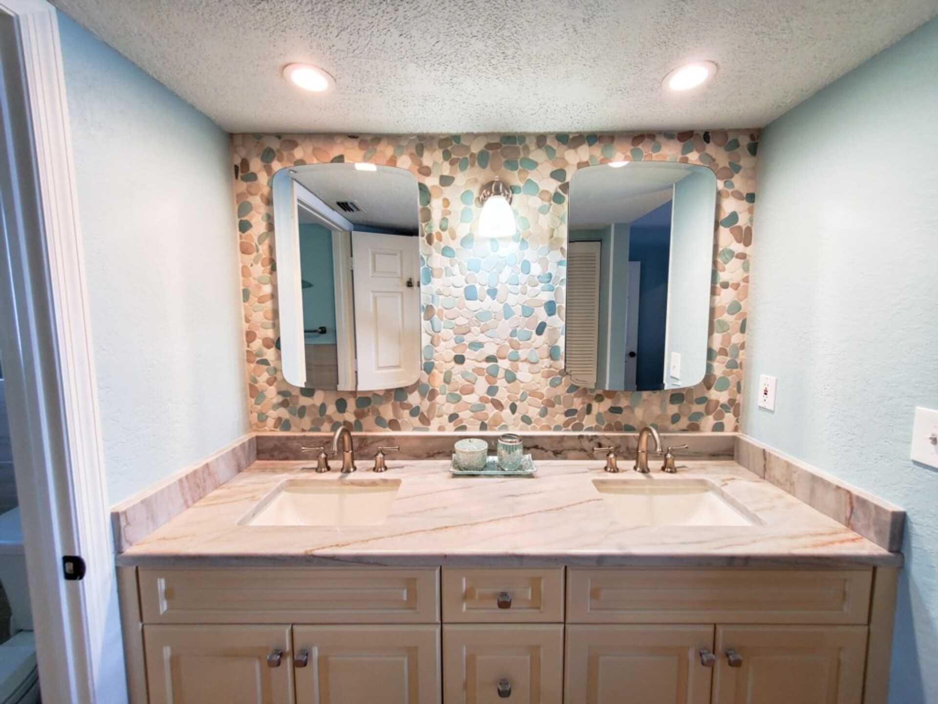 Exclusive Holiday Condo on Collier County, Florida Condo 5987