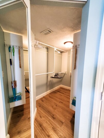 Exclusive Holiday Condo on Collier County, Florida Condo 5987