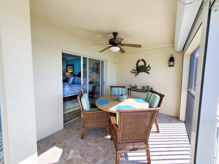 Exclusive Holiday Condo on Collier County, Florida Condo 5987