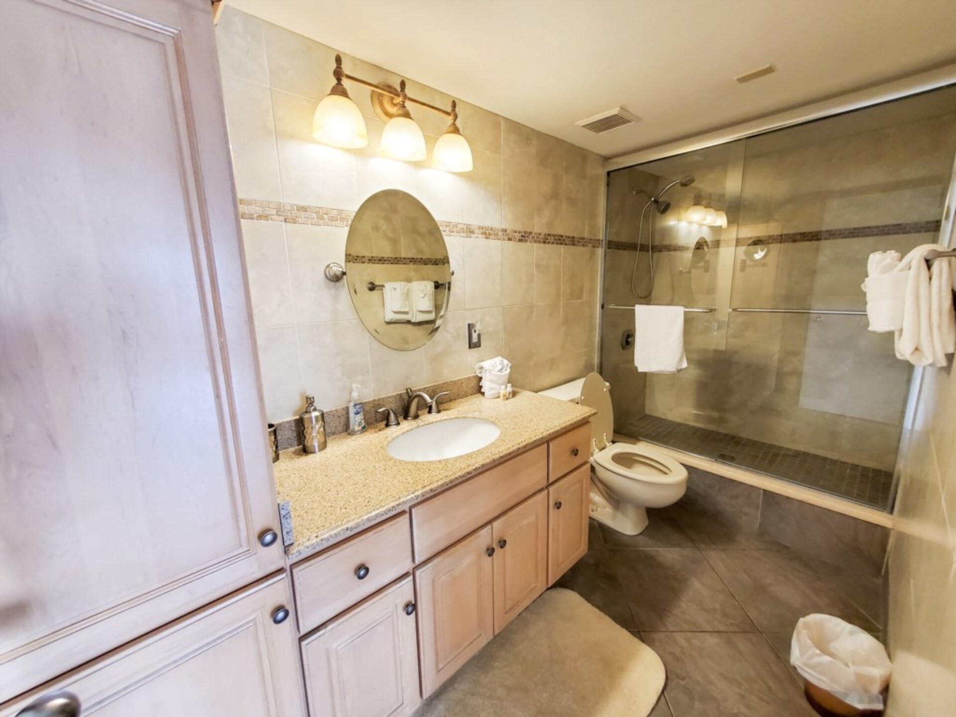 Exclusive Condo in One of most Prestigious Resorts, Santa Maria Harbor Resort, Florida Condo 5929