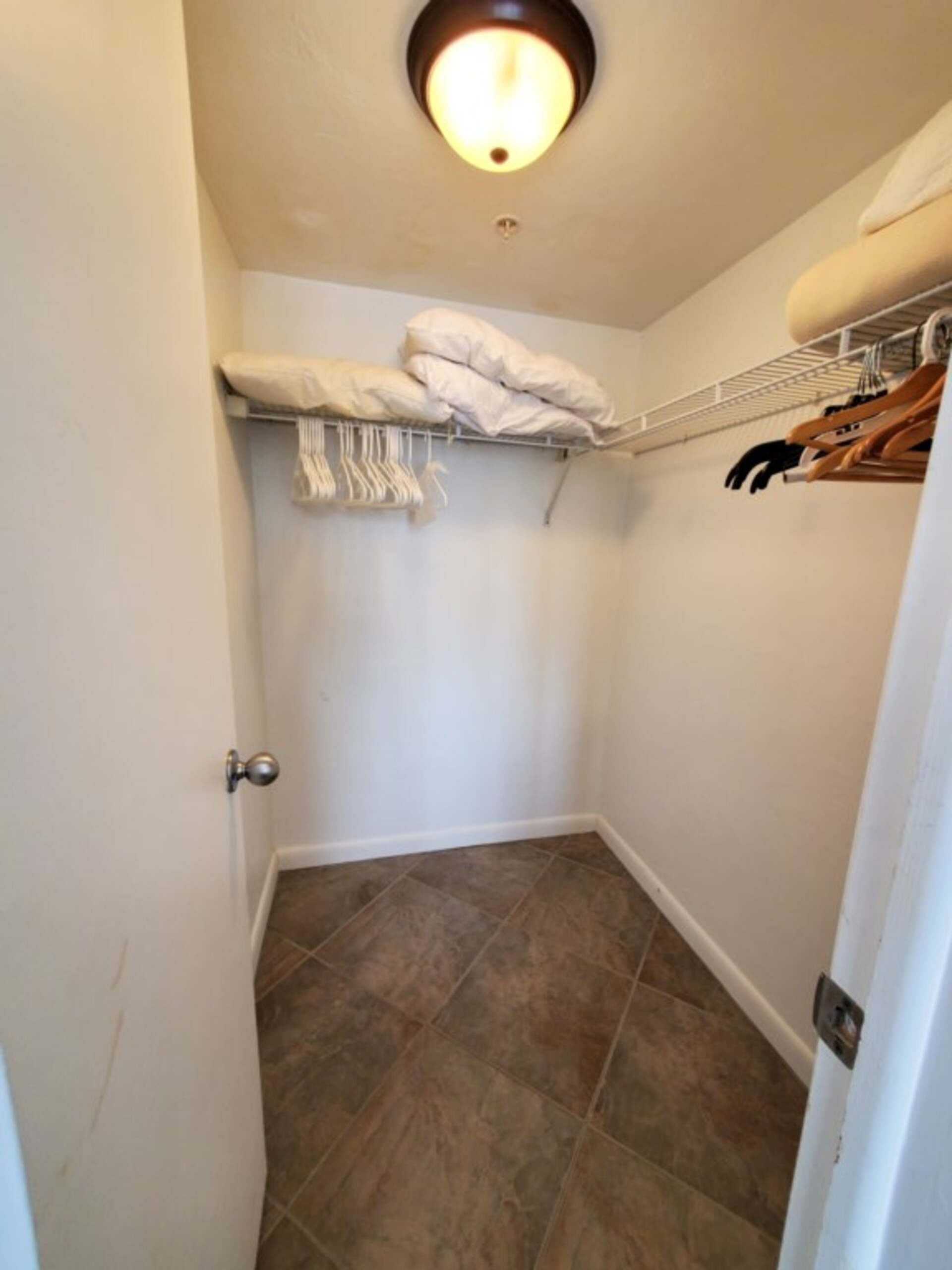 Exclusive Condo in One of most Prestigious Resorts, Santa Maria Harbor Resort, Florida Condo 5929