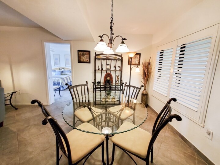 Exclusive Condo in One of most Prestigious Resorts, Santa Maria Harbor Resort, Florida Condo 5929