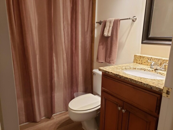 Luxury Contemporary Style Condo on Casa Bonita II, Florida Condo 5930