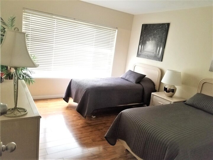Exclusive Holiday Condo on Santa Maria Harbor Resort, minutes from Disney, Florida Condo 5967