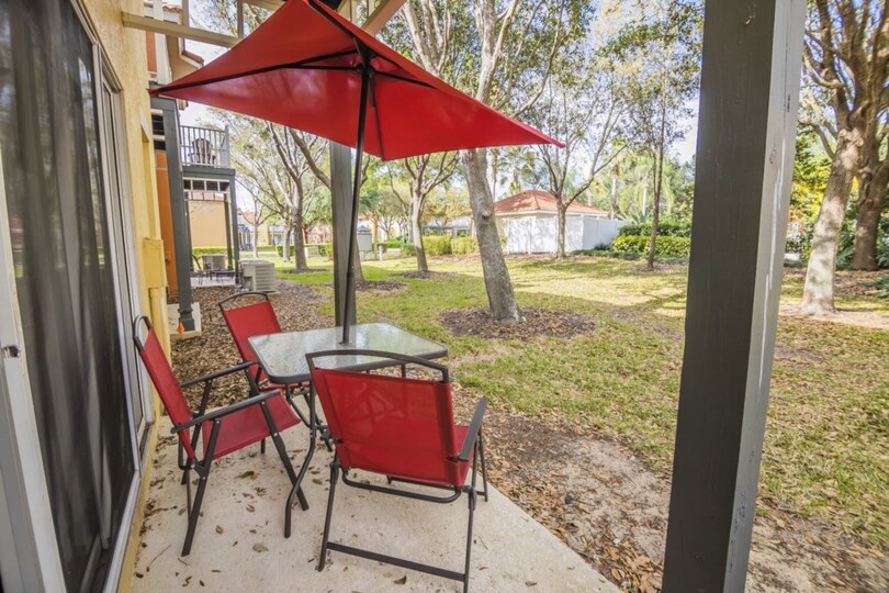 Exclusive Holiday Townhouse on Emerald Island Resort, minutes from Disney, Florida Townhouse 4002