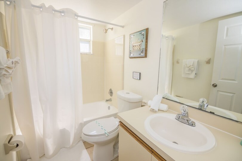 The Ultimate 3 Bedroom Condo on Laguna Bay, Florida Condo 6006