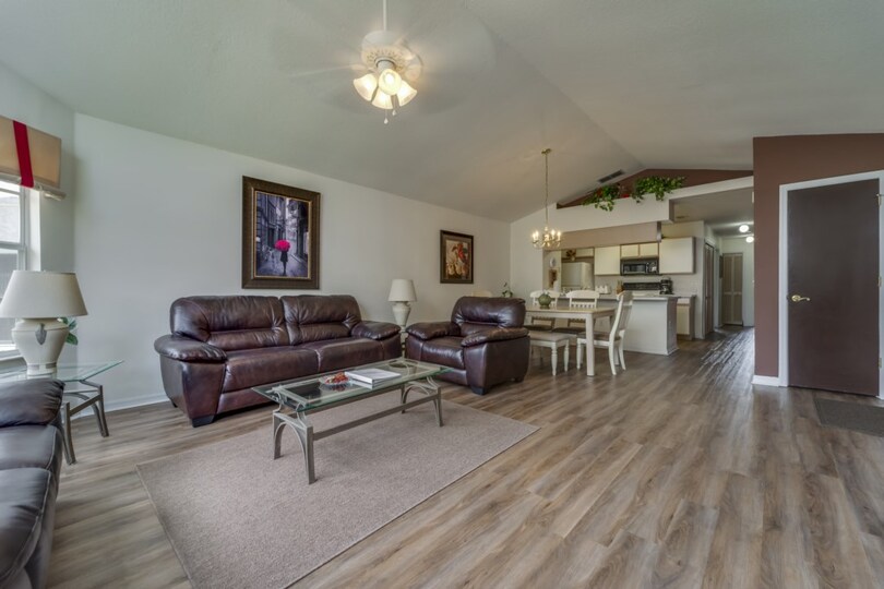 Luxury Contemporary Style Condo on Villas at Island Club, Florida Condo 6016