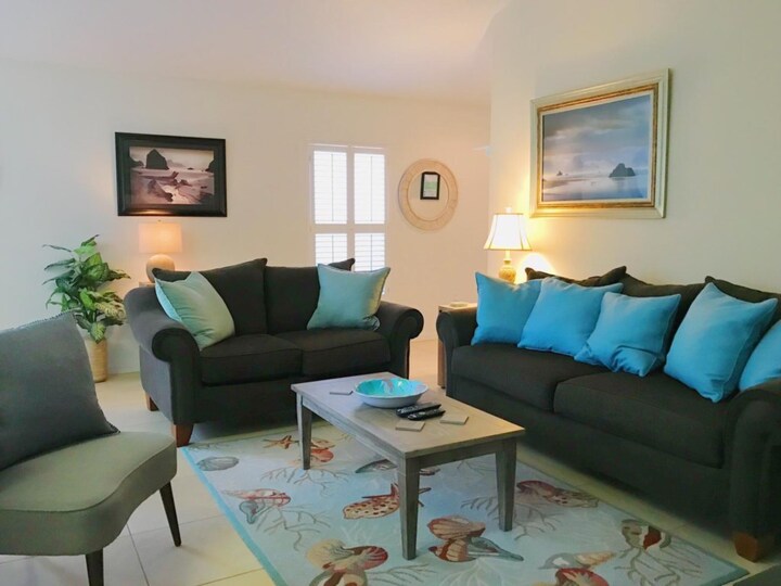 Luxury Villa with Fantastic Private Pool on The Abbey at West Haven, Florida Villa 6040