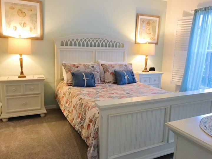 Luxury Villa with Fantastic Private Pool on The Abbey at West Haven, Florida Villa 6040