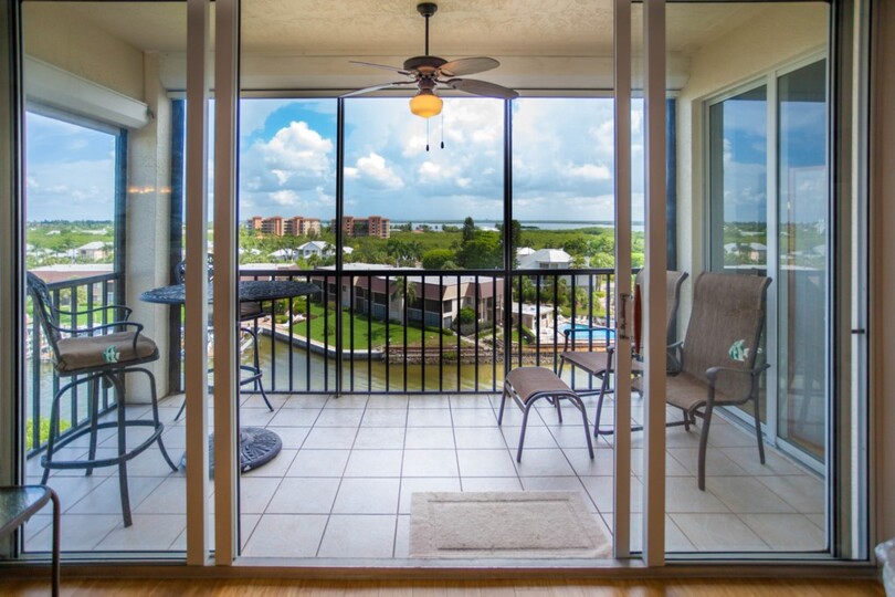 Luxury Contemporary Style Condo on Hibiscus Point, Florida Condo 5933