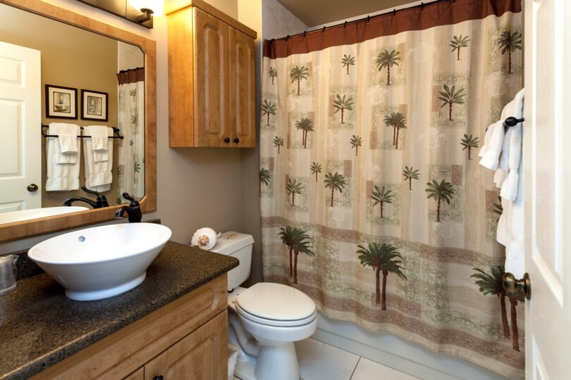 Luxury Contemporary Style Condo on Hibiscus Point, Florida Condo 5933